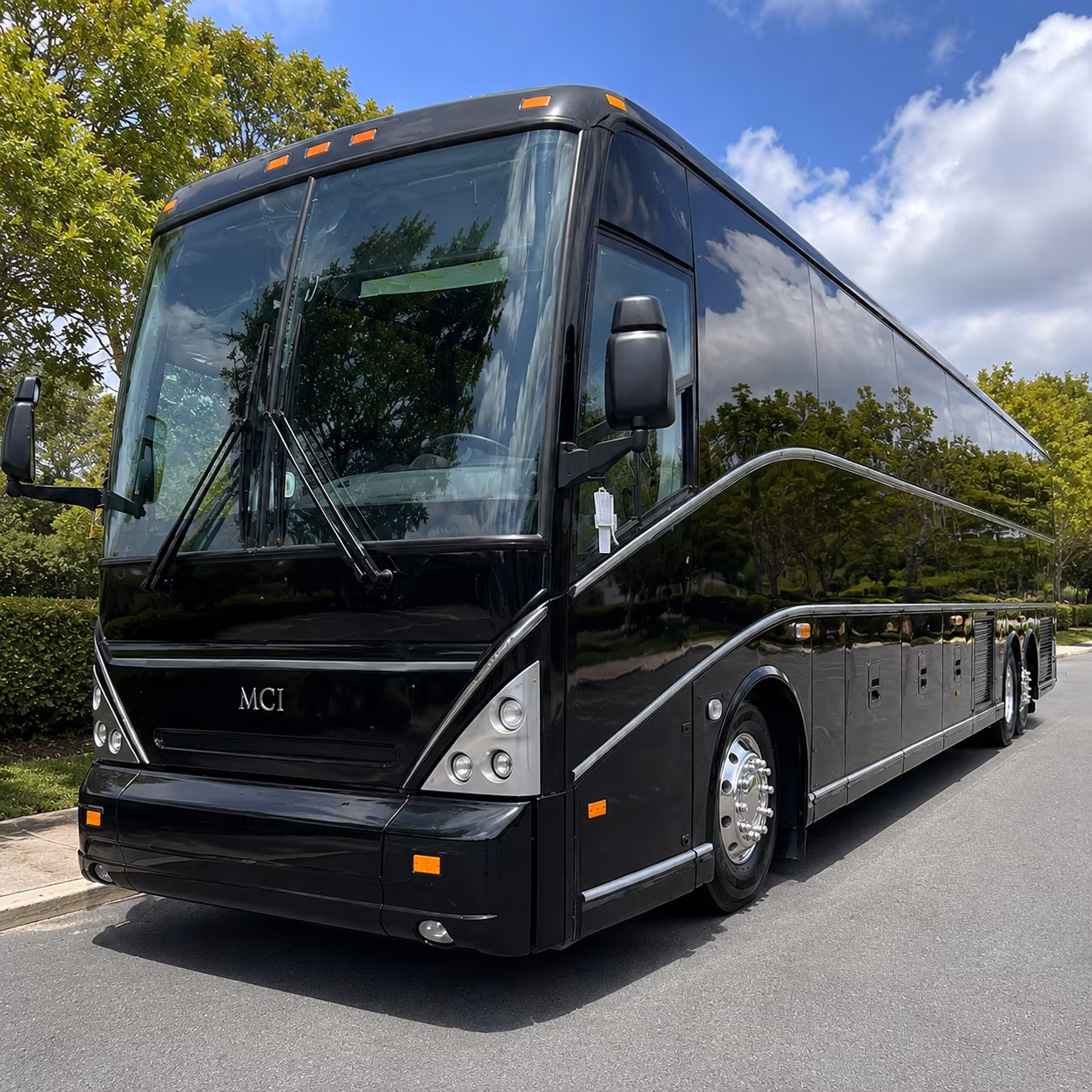 charter buses to the living desert zoo and gardens for coachella valley school groups