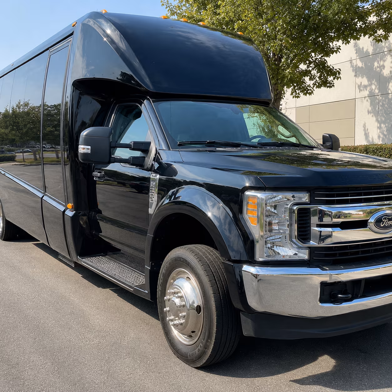 minibuses and charter buses to indian wells and rancho mirage prom venues